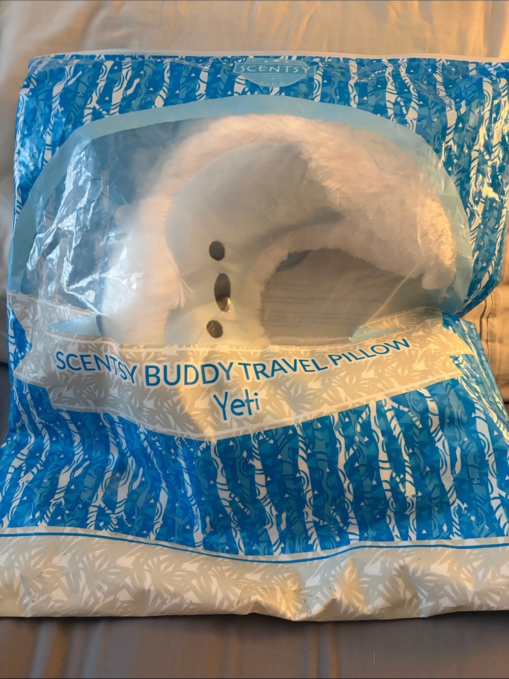 Scentsy White Yeti Buddy Travel Pillow